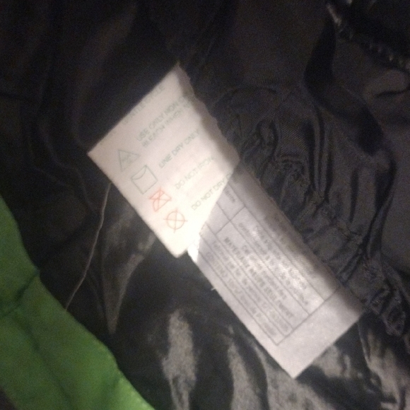 Obermeyer Kids Lime Green Raincoat With Blue Lining And Many Pocket And Features - Picture 9 of 14